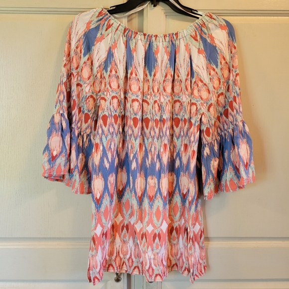 Ali Miles Colorful Geometric Print Flowy Blouse - Picture 3 of 6